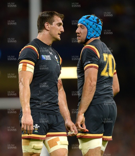 011015 - Wales v Fiji - Rugby World Cup 2015 -Sam Warburton and Justin Tipuric of Wales