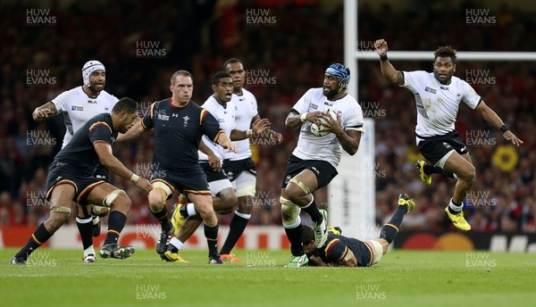 011015 - Wales v Fiji - Rugby World Cup - Tevita Cavubati of Fiji is tackled by Sam Warburton of Wales