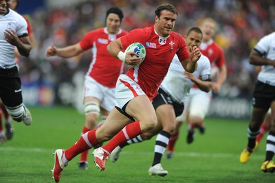 02.10.11 - Wales v Fiji - Rugby World Cup 2011 - Jamie Roberts of Wales runs in to score try. 
