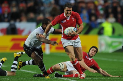 02.10.11 - Wales v Fiji - Rugby World Cup 2011 - Jamie Roberts of Wales breaks through. 