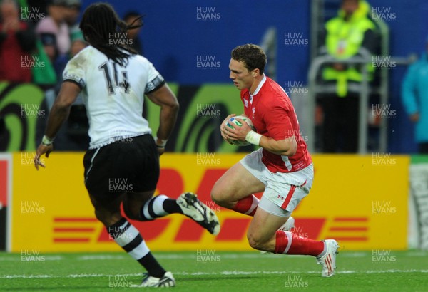 02.10.11 - Wales v Fiji - Rugby World Cup 2011 - George North of Wales runs in to score try. 