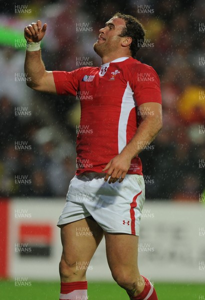 02.10.11 - Wales v Fiji - Rugby World Cup 2011 - Jamie Roberts of Wales celebrates his try. 