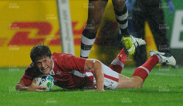 02.10.11 - Wales v Fiji - Rugby World Cup 2011 - Lloyd Williams of Wales scores try. 