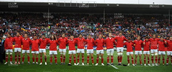 02.10.11 - Wales v Fiji - Rugby World Cup 2011 - Wales players line-up for the national anthems. 