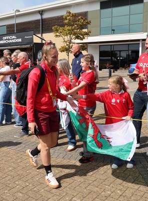 060925 - Wales v Fiji, Women’s Rugby World Cup - Hannah Dallavalle of Wales arrives at the stadium ahead of the match