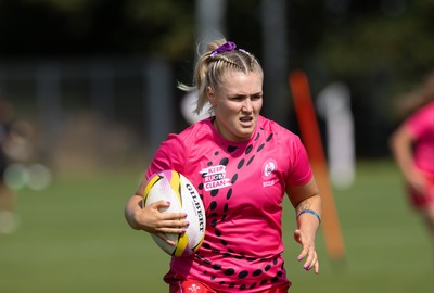 060925 - Wales v Fiji, Women’s Rugby World Cup - Alex Callender of Wales during warm up