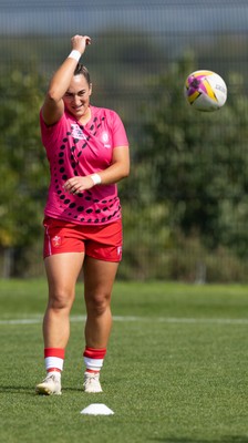 060925 - Wales v Fiji, Women’s Rugby World Cup - Courtney Keight of Wales during warm up