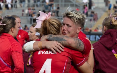 060925 - Wales v Fiji, Women’s Rugby World Cup - Donna Rose of Wales with Abbie Fleming of Wales  at the end of the match