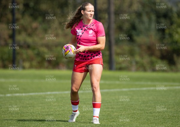 060925 - Wales v Fiji, Women’s Rugby World Cup - Carys Cox of Wales during warm up