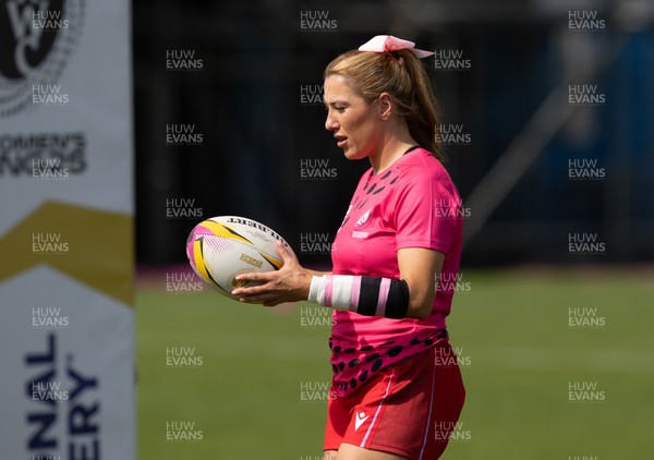 060925 - Wales v Fiji, Women’s Rugby World Cup - Georgia Evans of Wales during warm up