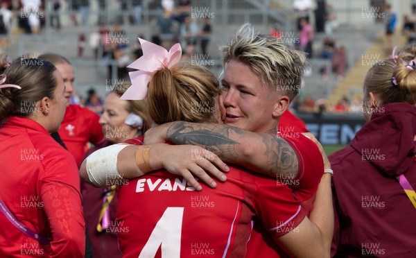 060925 - Wales v Fiji, Women’s Rugby World Cup - Donna Rose of Wales with Abbie Fleming of Wales  at the end of the match