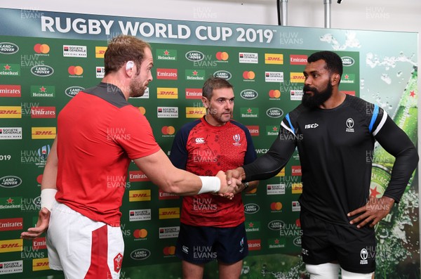 091019 - Wales v Fiji - Rugby World Cup - Pool D - Alun Wyn Jones and Fiji Captain Dominiko Waqaniburotu at the coin toss
