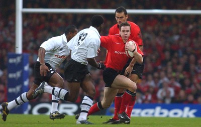 09.11.02  Wales v Fiji  Wales Mark Jones tries to find a gap   