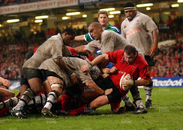 9-11-02. Wales v Fiji.  Wales' Iestyn Thomas grounds ball but try is disallowed.  Picture: James Davies/