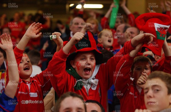09.11.02  Wales v Fiji  Wales young fans enjoy the game  