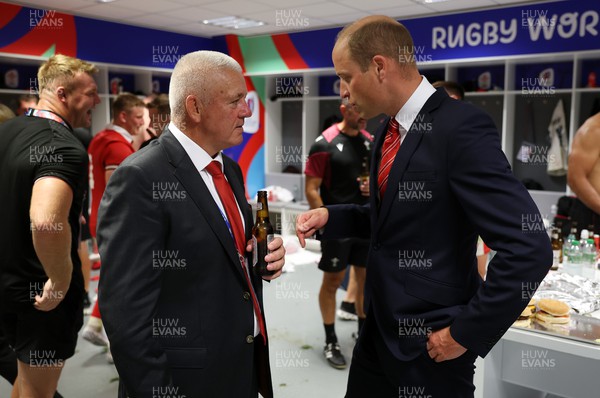 100923 - Wales v Fiji - Rugby World Cup 2023 - Pool C - Wales Head Coach Warren Gatland with HRH Prince William