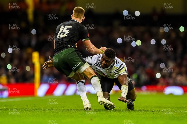 141121 - Wales v Filji - Autumn Nations Series - Josua Tuisova of Fiji tackles Liam Williams of Wales 