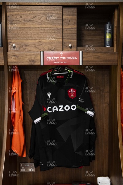 141121 - Wales v Fiji - Autumn Nations Series - Christ Tshiunza of Wales jersey hangs in the dressing room