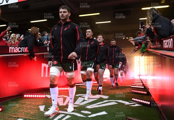 141121 - Wales v Fiji - Autumn Nations Series - Thomas Young of Wales runs out of the tunnel