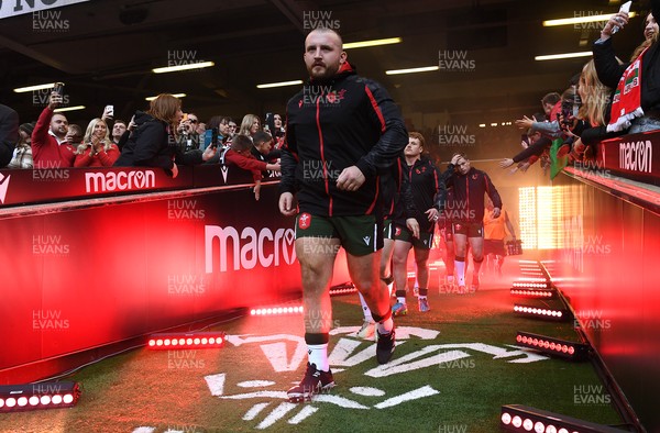 141121 - Wales v Fiji - Autumn Nations Series - Dillon Lewis of Wales runs out of the tunnel