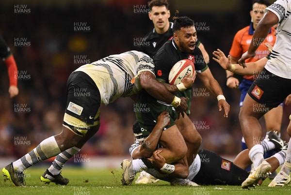 141121 - Wales v Fiji - Autumn Nations Series - Willis Halaholo of Wales is tackled by Zurile Togiatama of Fiji
