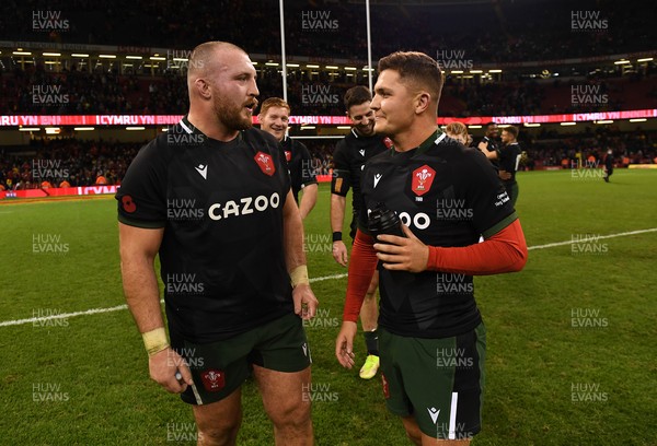 141121 - Wales v Fiji - Autumn Nations Series - Dillon Lewis and Callum Sheedy of Wales at the end of the game