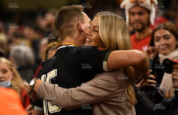 141121 - Wales v Fiji - Autumn Nations Series - Liam Williams of Wales and partner Sophie Harries at the end of the game