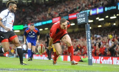 151114 - Wales v Fiji - Dove Men Series -George North of Wales scores try