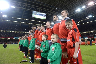 151114 - Wales v Fiji - Dove Men Series -Match mascot with Gethin Jenkins