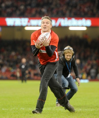 151114 - Wales v Fiji - Dove Men Series -Dove Men+Care half time kicking