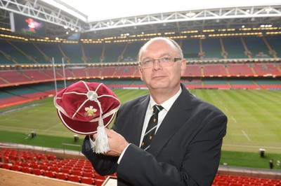 151114 - Wales v Fiji - Dove Men Series -David Thomas receives a WRU president cap