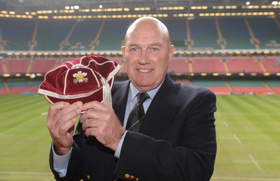 151114 - Wales v Fiji - Dove Men Series -Norman Rees receives a WRU president cap