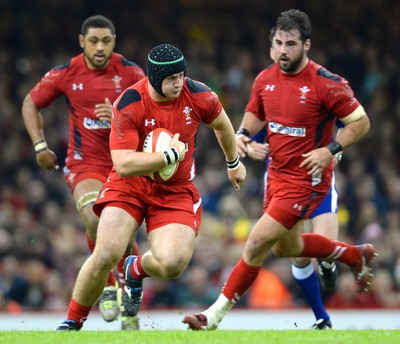 151114 - Wales v Fiji - Dove Men Series -Rhodri Jones of Wales