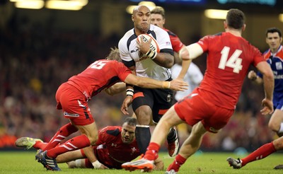 151114 -  Wales v Fiji, Dove Men Series 2014, Cardiff - Nemani Nadalo of Fiji takes on Liam Williams of Wales 