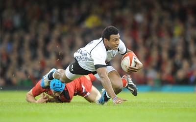 151114 - Wales v Fiji - Dove Men Series -Waisea Nayacalevu of Fiji  is tackled by Justin Tipuric of Wales(c) Huw Evans Agency