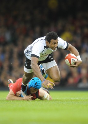 151114 - Wales v Fiji - Dove Men Series -Waisea Nayacalevu of Fiji  is tackled by Justin Tipuric of Wales(c) Huw Evans Agency