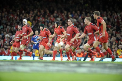 151114 - Wales v Fiji - Dove Men Series -Wales Defensive Line(c) Huw Evans Agency