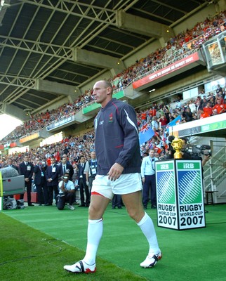 29.09.07 - Wales v Fiji - Rugby World Cup 2007 - Wales Captain, Gareth Thomas leads the teams out to earn his 100th cap for Wales 