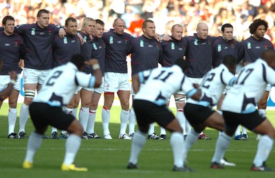 29.09.07 - Wales v Fiji - Rugby World Cup 2007 - Wales players look on as Fiji perform the 'cibi' 