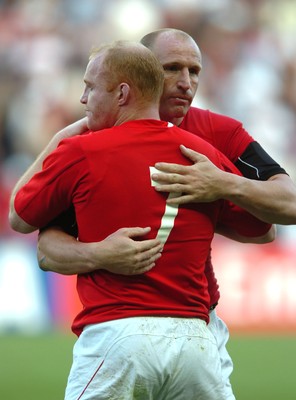 29.09.07 - Wales v Fiji - Rugby World Cup 2007 - Wales' Gareth Thomas and Martyn Williams embrace at the end of the game 