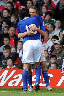28.03.09 - Wales v Finland, FIFA World Cup 2010 Qualifying Group 4 -  Finland's Jonatan Johansson celebrates with Jari Litmanen after scoring goal 