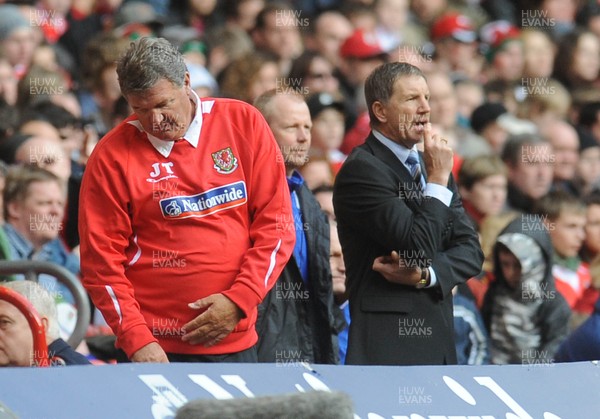 28.03.09 - Wales v Finland, FIFA World Cup 2010 Qualifying Group 4 -  Wales Manager John Toshack and Finland Coach Stuart Baxter 