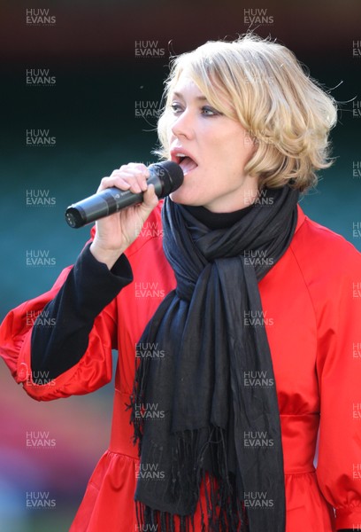 28.03.09 - Wales v Finland, FIFA World Cup 2010 Qualifying Group 4 -  Cerys Matthews sings the Welsh National Anthem 