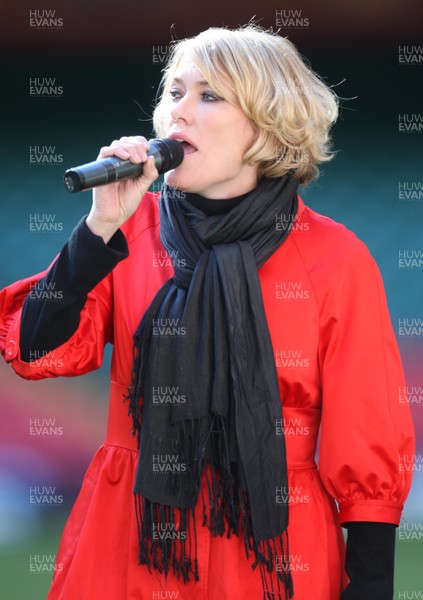 28.03.09 - Wales v Finland, FIFA World Cup 2010 Qualifying Group 4 -  Cerys Matthews sings the Welsh National Anthem 