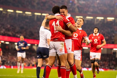 100324 - Wales v France - Guinness Six Nations - Wales Rio Dyer celebrates his try 