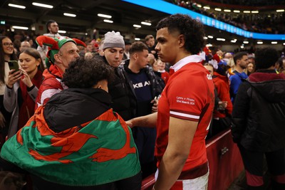 100324 - Wales v France - Guinness 6 Nations Championship - Mackenzie Martin of Wales 