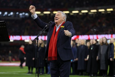 100324 - Wales v France - Guinness 6 Nations Championship - Max Boyce sings in the stadium