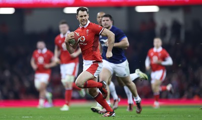 100324 - Wales v France Guinness 6 Nations - Tomos Williams of Wales races away to score try