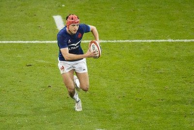 100324 - Wales v France - Guinness Six Nations - Louis Bielle Biarrey of France on the attack