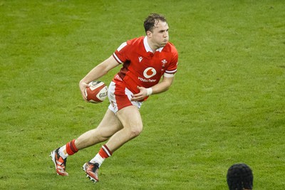 100324 - Wales v France - Guinness Six Nations - Ioan Lloyd of Wales